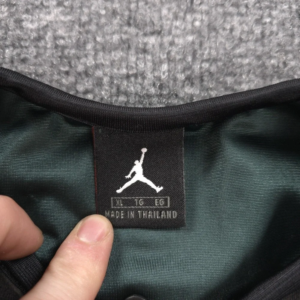 Vintage Jordan Sweatshirt Mens XL Black Velour 1/4 Zip Henley 23 Logo Basketball